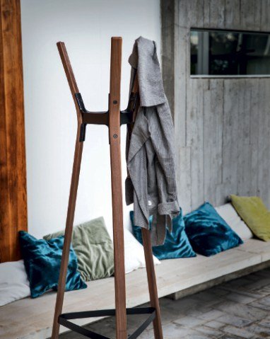 magis-design-coat-stands-coat-hangers